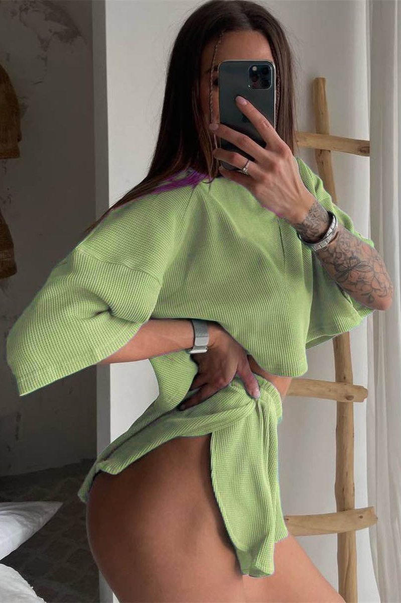 Damen-Set mit Crop-Top & Shorts aus Waffelstrick – lässig und bequem