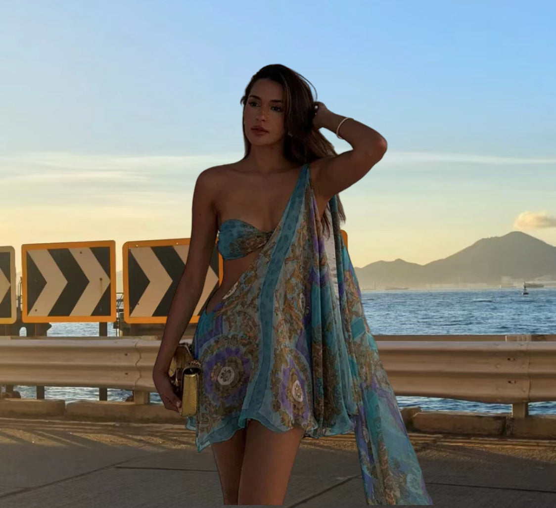 Harriet – Schickes Partykleid mit schrägem Schulterdesign