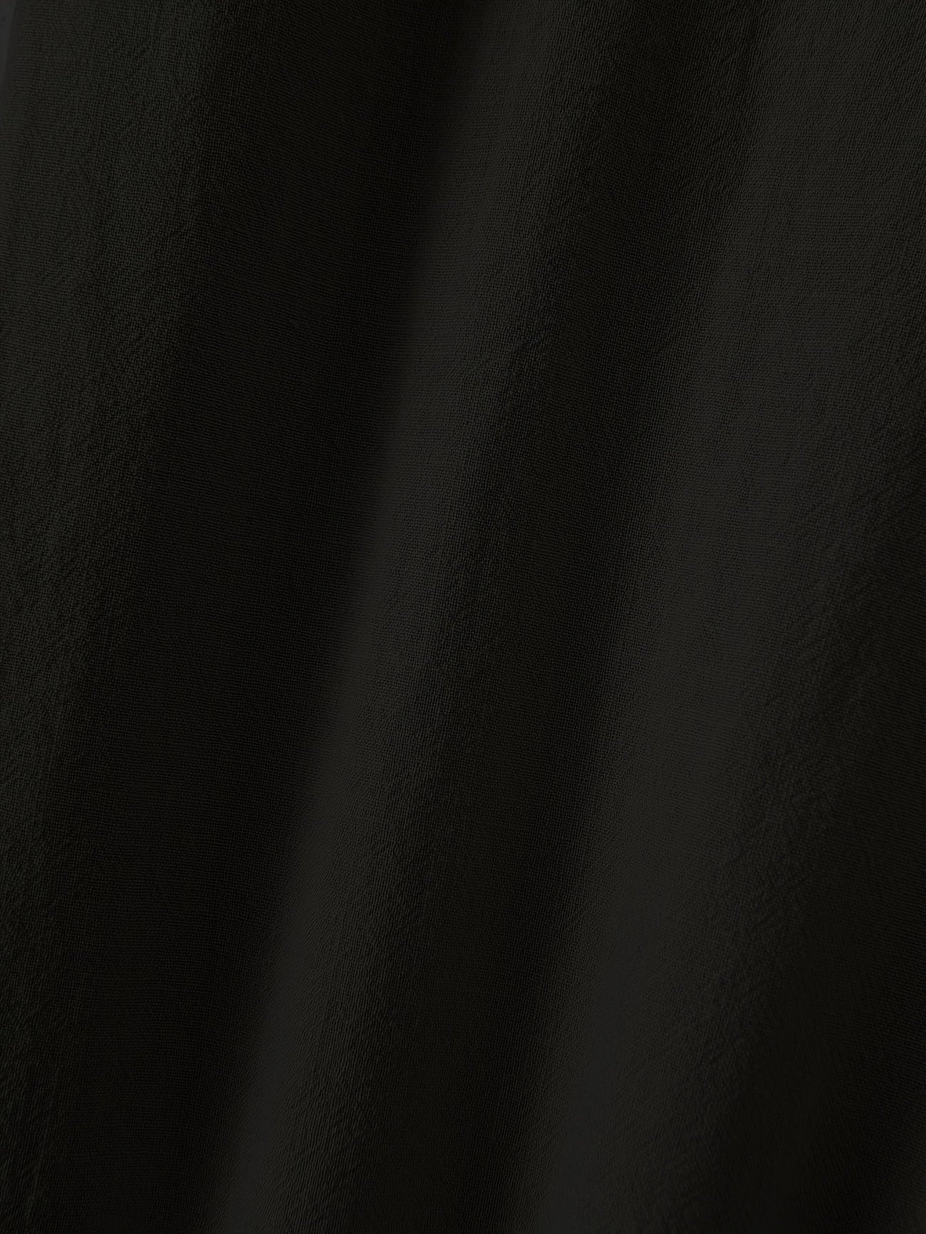 Nerida – Modische Bluse Mit V-Ausschnitt Und Kurzen Ärmeln