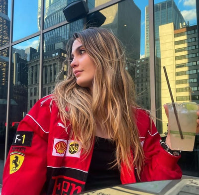 Karolin | Sportliche Ferrari-Rennfahrerjacke