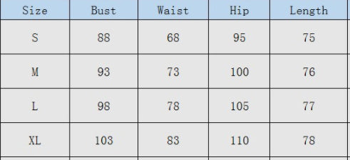 Judith – Asymmetrisches Abendkleid im Club-Stil