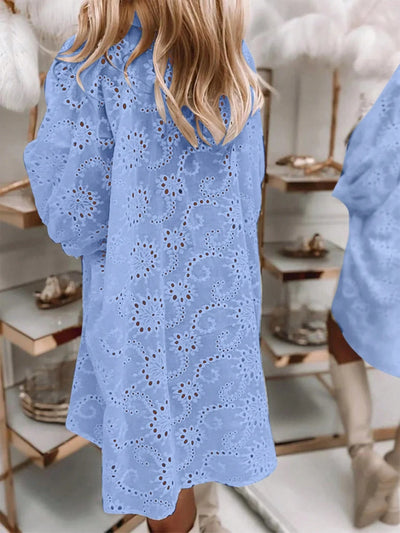 Elegante Sommerbluse mit Broderie und Knopfleiste