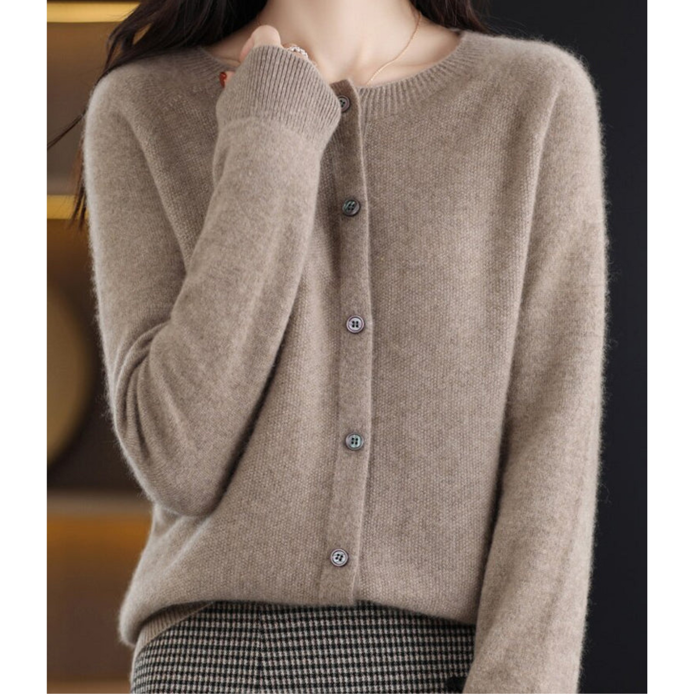 Mila | Elegante Strickjacke