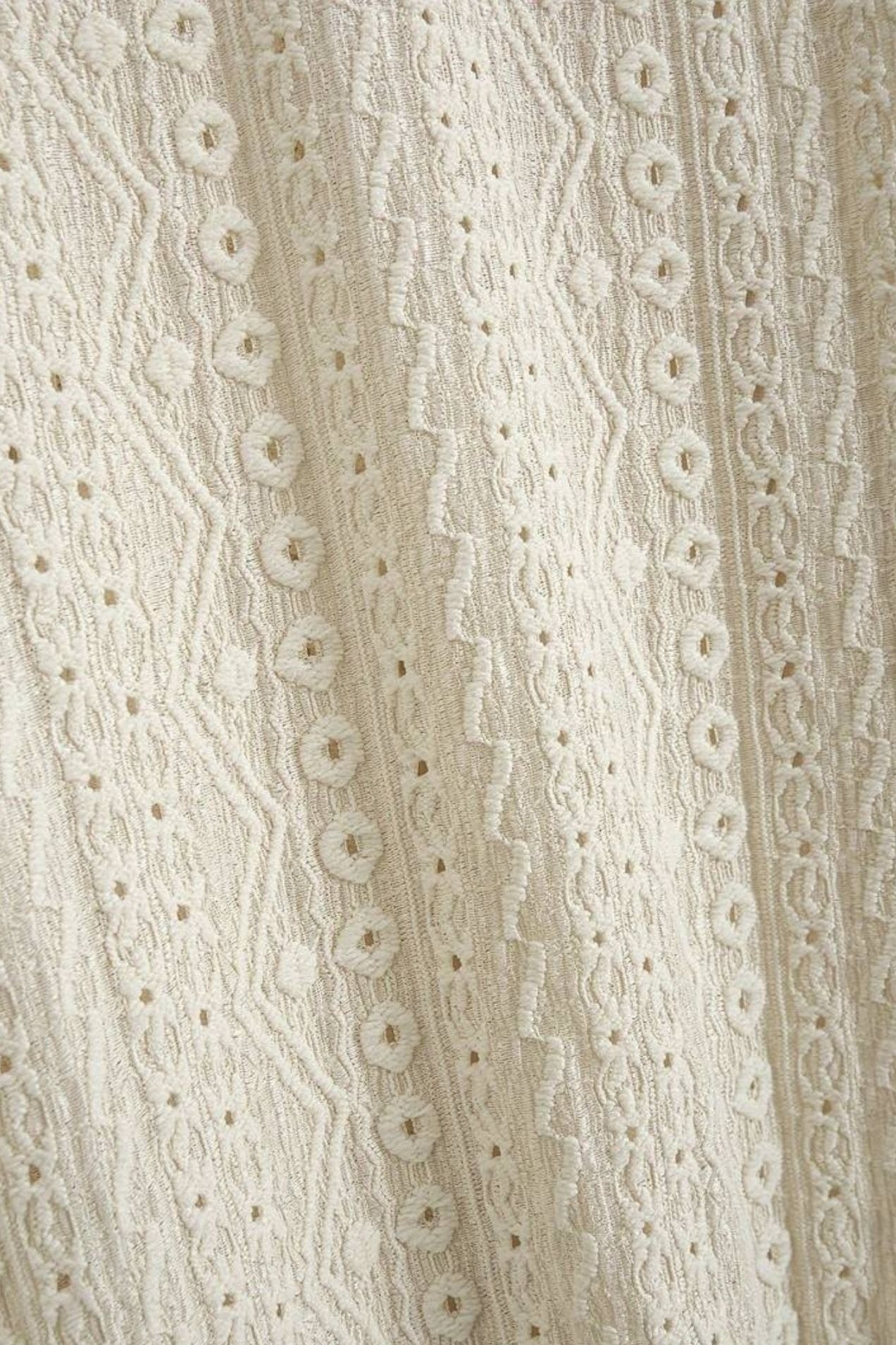 Luftiges Häkelhemd mit Kurzarm