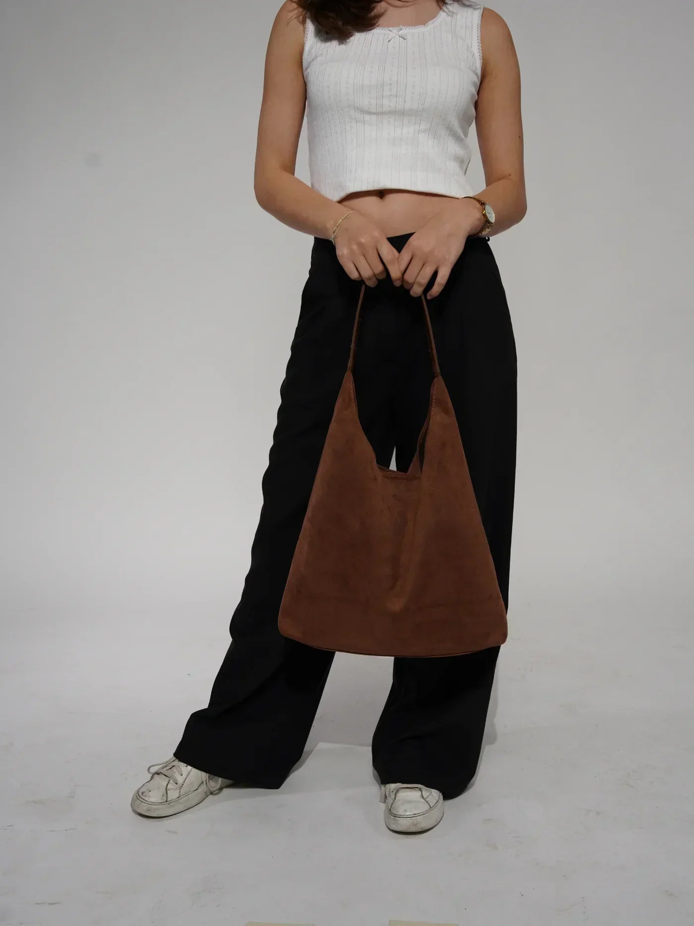 Agathe | Umhängetasche aus weichem Wildleder