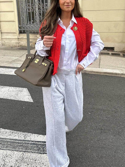 Eleganter ärmelloser, cropped Strickcardigan mit Taschen