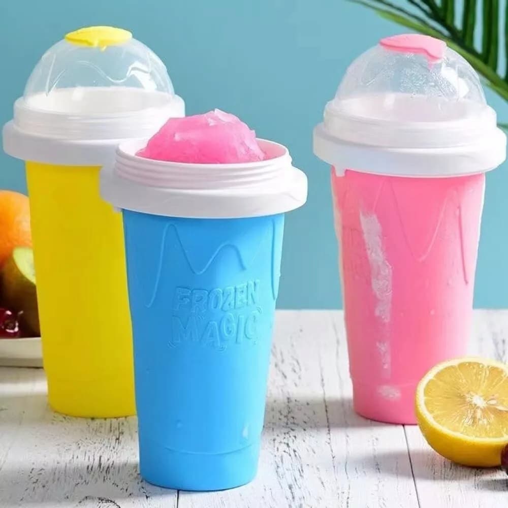IceSplash™ - Slushy-Becher zum Quetschen