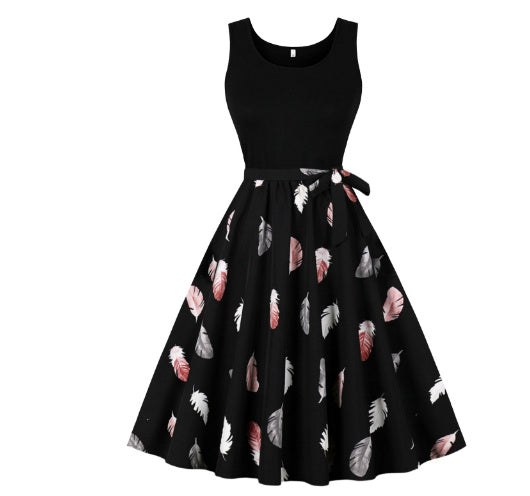 Amelia – Elegantes Kleid mit Spitze und tropischem Druck