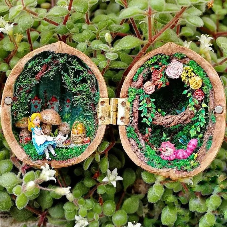 NutLibrary™ - Handgefertigter Charme