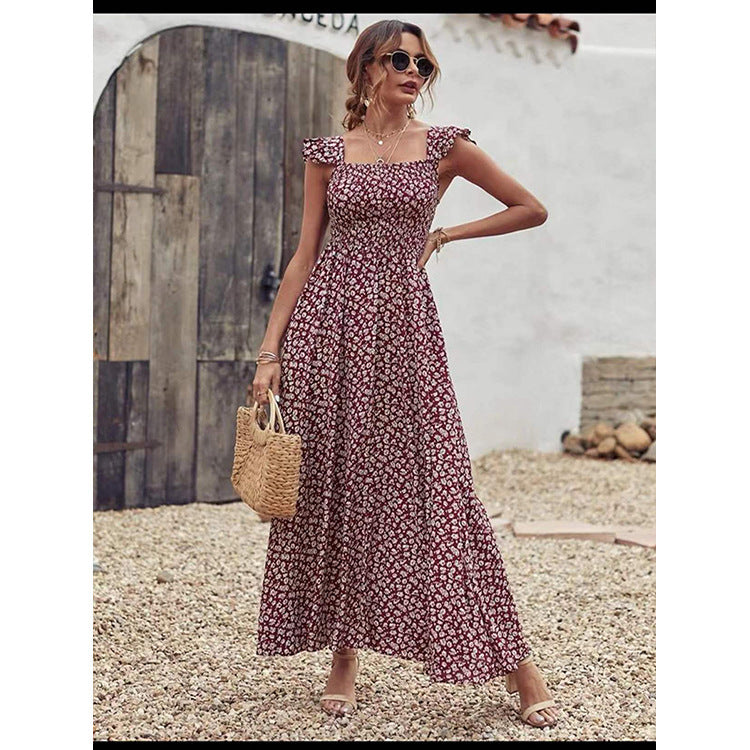 Shirley – Olivgrünes Blumenkleid mit quadratischem Kragen und Rüschensäumen