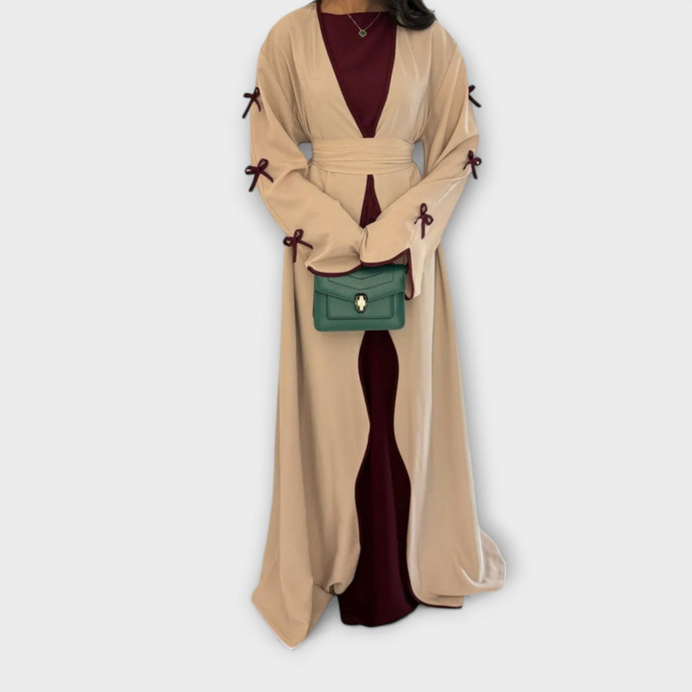 Jasmin - Elegantes Set aus Cardigan und Kleid mit Schleifenakzent