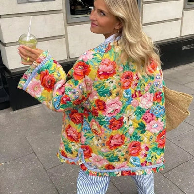 Joy – Lässiger Blümchen-Mantel