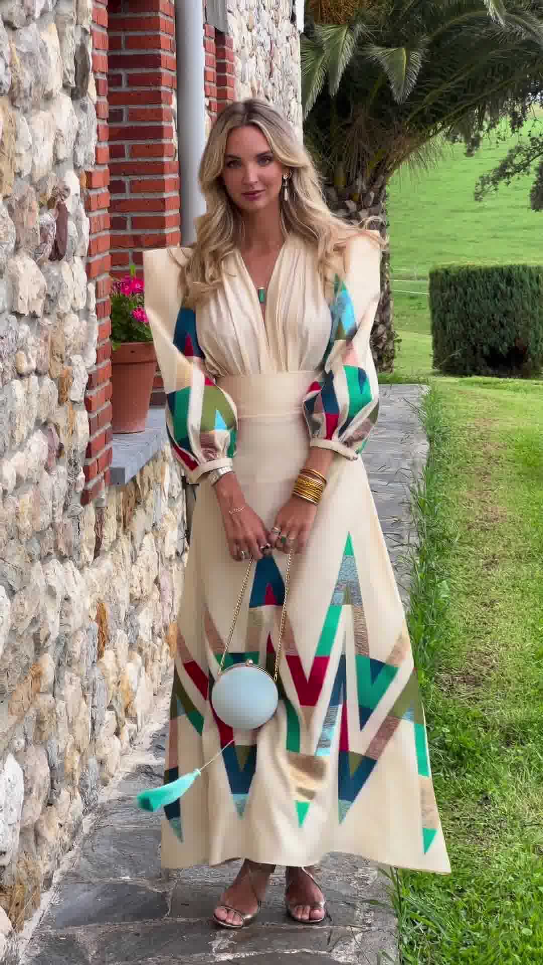 Joan – Modisches Kleid im temperamentvollen Stil mit Druckdesign