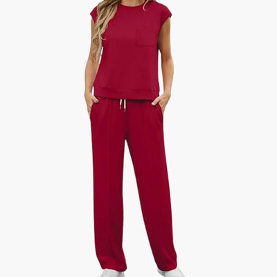 Zweiteiliges Sommer Set für Damen mit Kappärmeln und Taschen