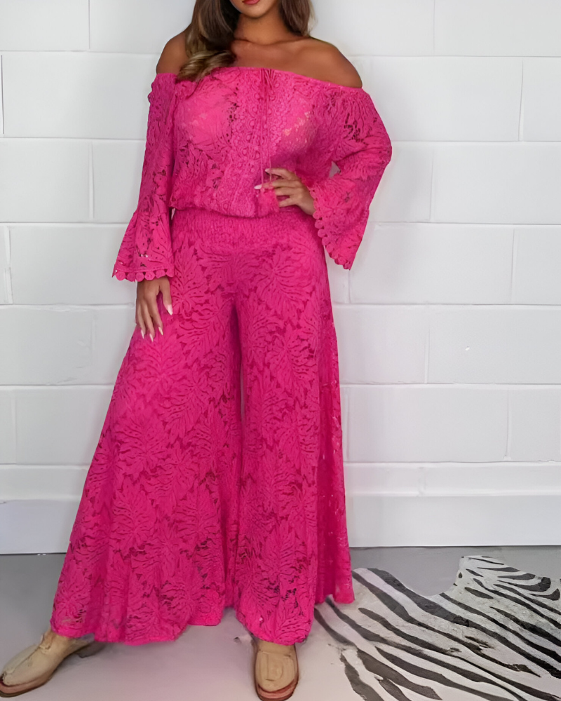 Schulterfreies Spitzenkleid mit weitem Schnitt – Boho-Chic trifft Eleganz