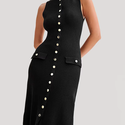 Gretchen – Figurbetontes Strickkleid mit Knopfleiste