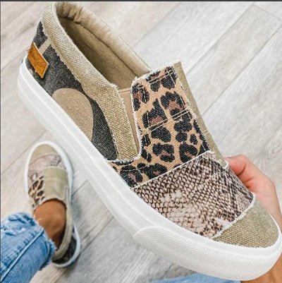 Terrence – Flache Slipper aus veganem Leder