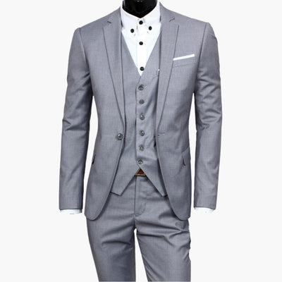 Eleganter Slim Fit Anzug - moderner Look für Herren zur Hochzeit