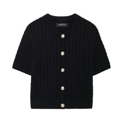 Lucinda - Zeitgemäße Strickjacke mit aktuellem Rundhals