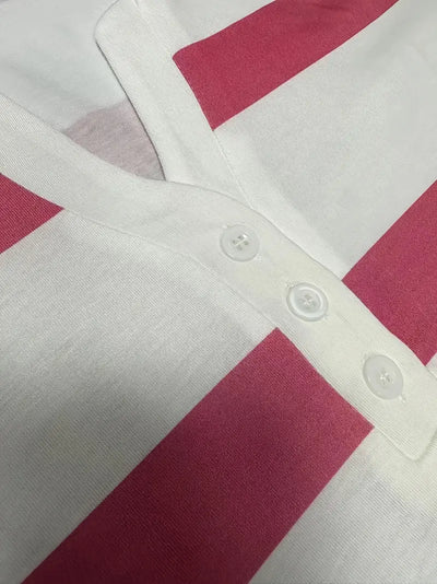 Dakota - Lässiges T Hemd Mit V Ausschnitt Und Streifenprint