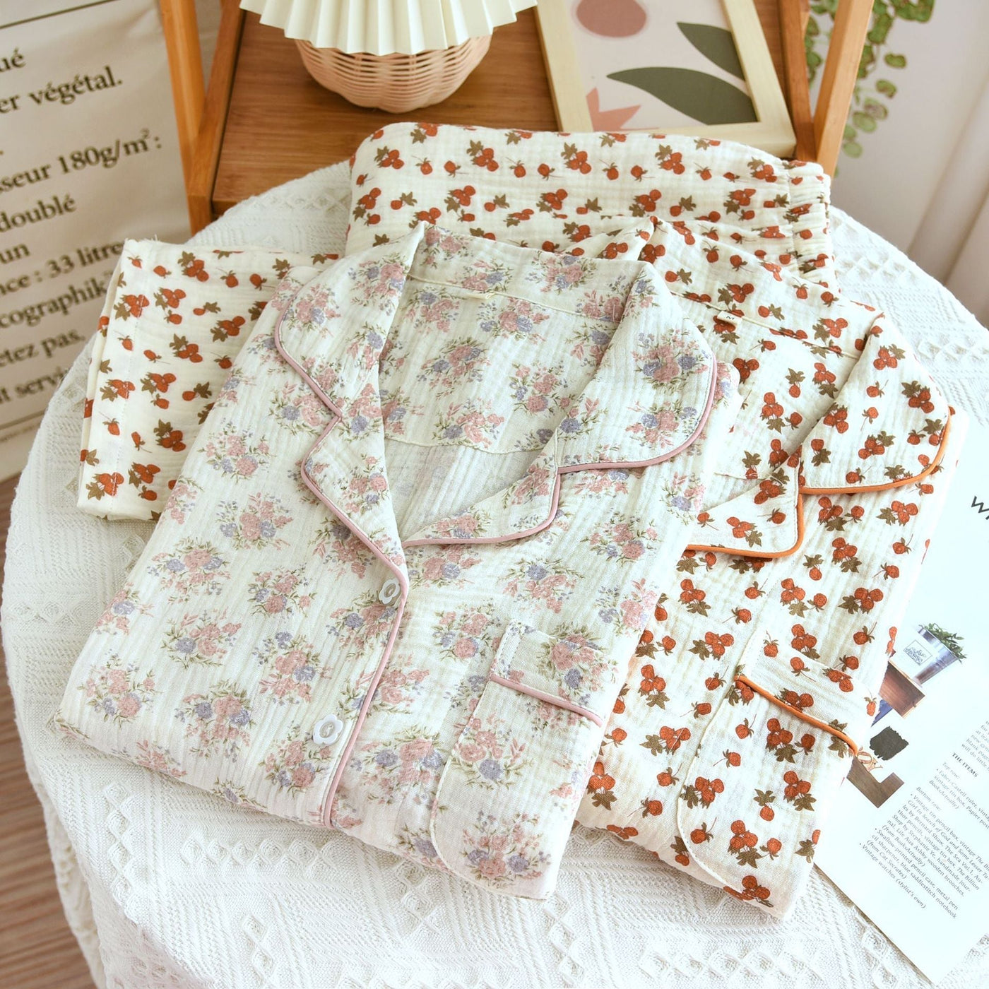 Christine – Einfaches Zweiteiliges Set aus Doppel-Layer-Garn-Crepé für Zuhause mit langen Ärmeln