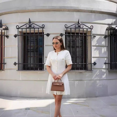 Josephine - Wollstrickkleid Geknöpfter Komfortstil