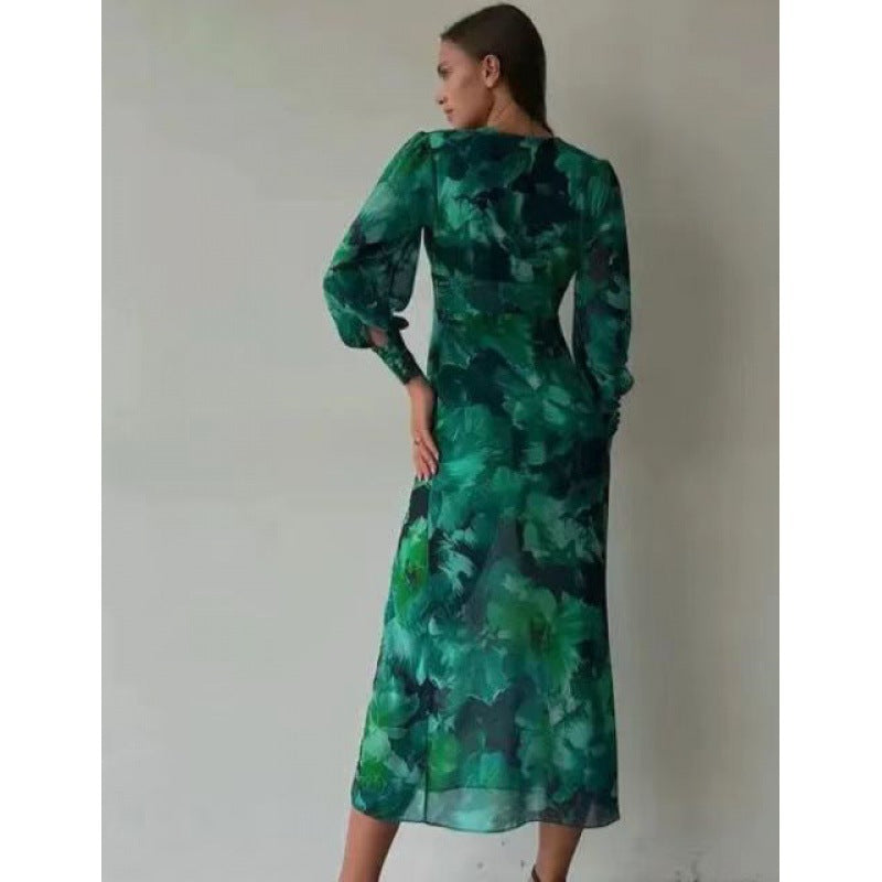 Heather – V-Ausschnitt Kleid mit REDLEAF Druck