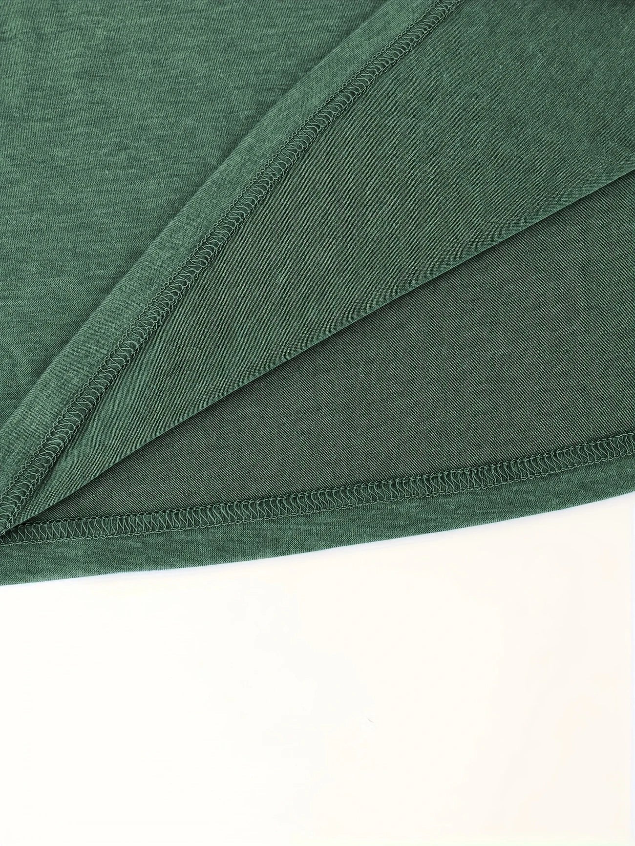 Kizzy – Atmungsaktives T-Hemd Mit Blütenblättern An Den Ärmeln