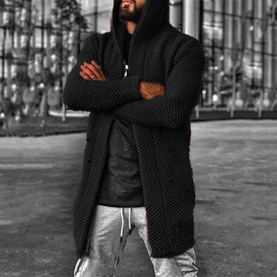 Stilvolle mittellange Strickjacke mit Kapuze für Männer