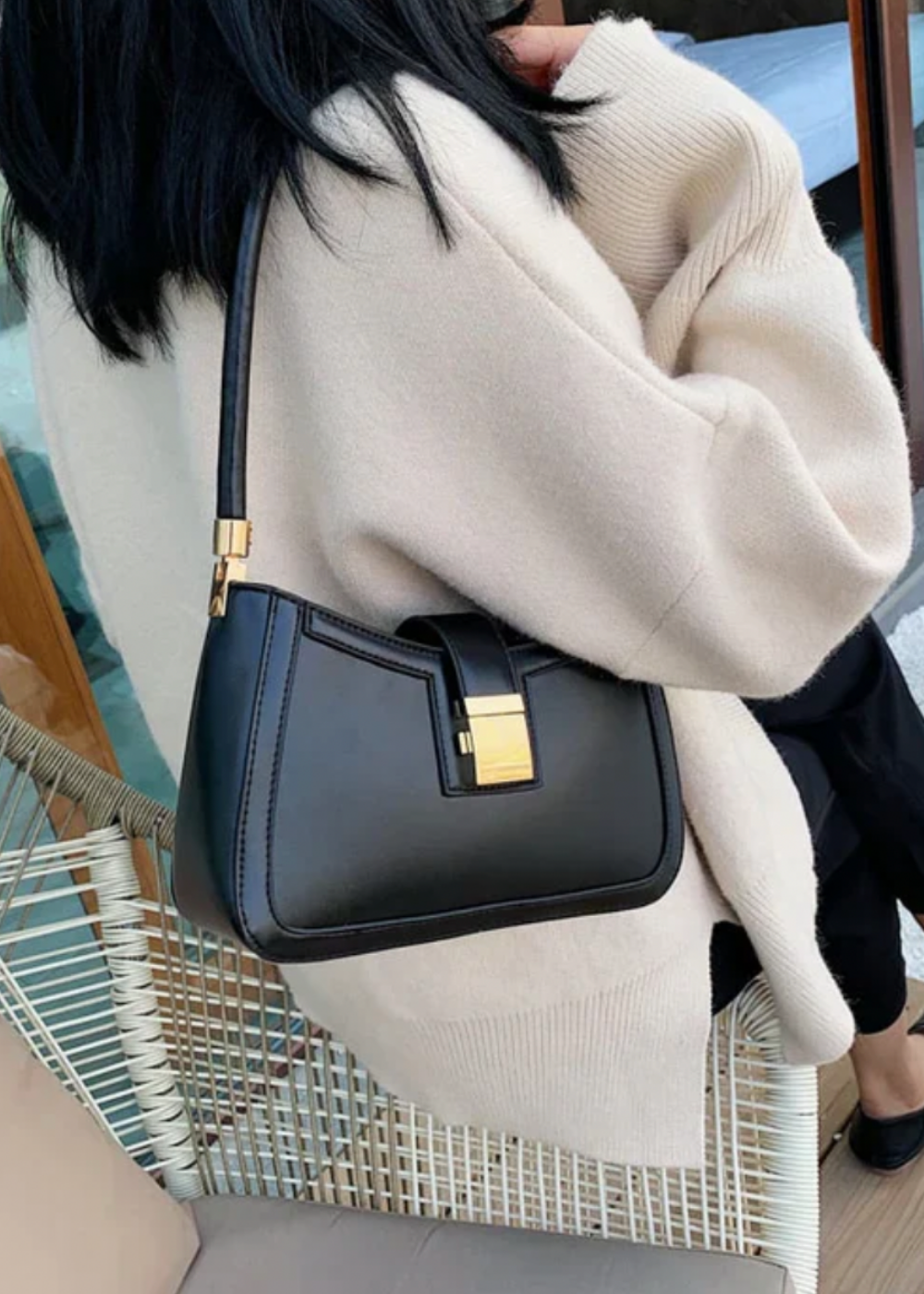 Damen Schultertasche Schwarz – Elegant & mit Reißverschluss