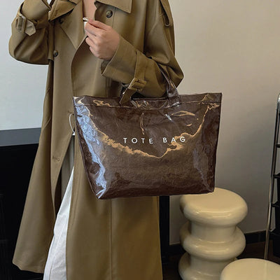 Edelinde® | Tote Tasche mit Zeitungsdruck