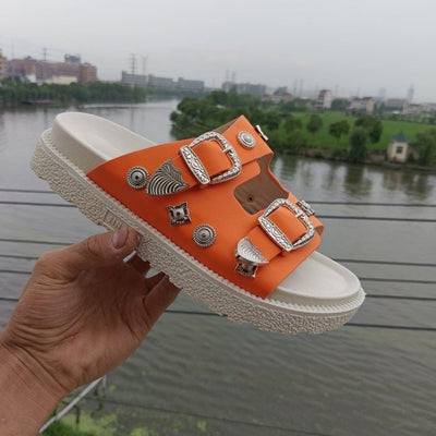 Natalie – Modische Plus-Size Python Leopard Nieten Hausschuhe