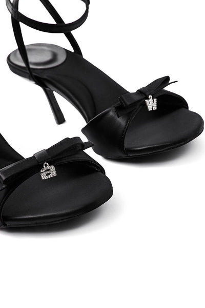 Luvé | Elegante Schwarze Sandaletten mit Absatz – Stilvoll & Feminin