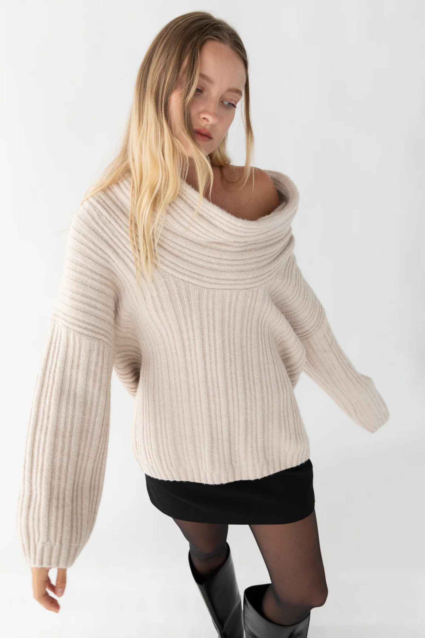 Noelle™ Off-Shoulder Strickpullover