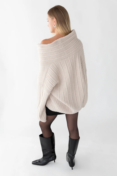 Noelle™ Off-Shoulder Strickpullover