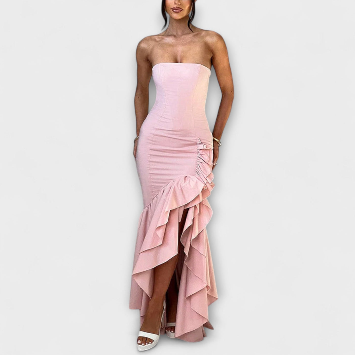 Zuri - Asymmetrisches Off-Shoulder Maxi-Kleid in Slim Fit