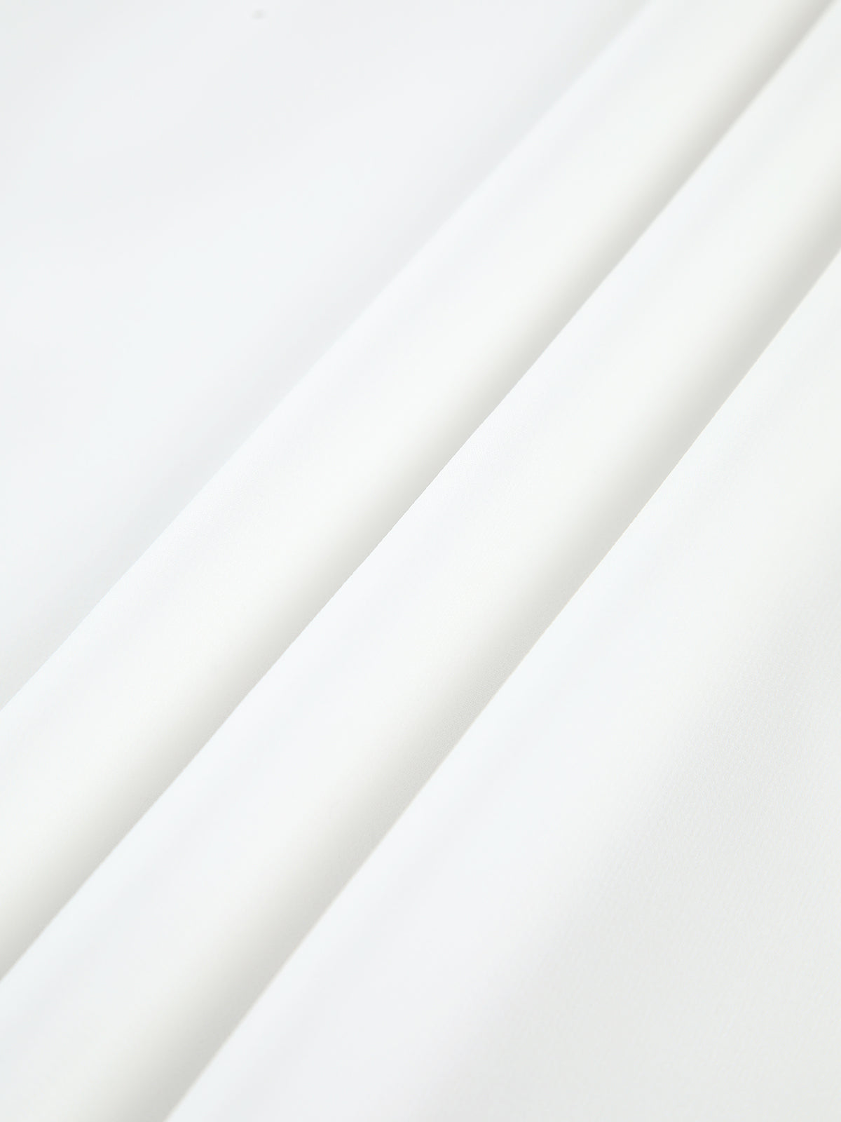 Zeitloses Quadratausschnittkleid