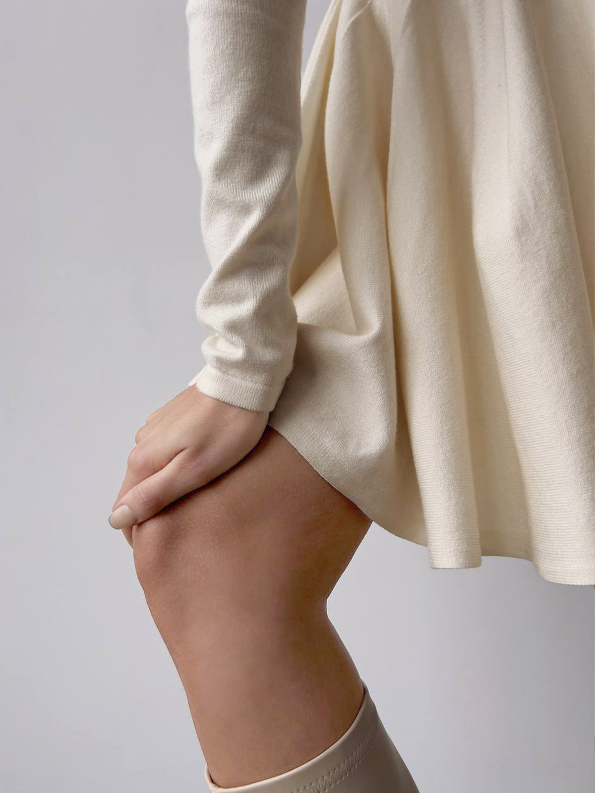 Alina | Elegantes Damen Skaterkleid in Crème mit Langarm