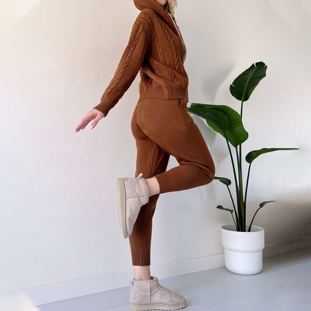 Stilvolles MANAHIL - Schickes Freizeitwesten- und Hosen-Ensemble