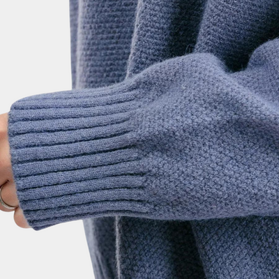 Modisches Set aus Strickpullover und Hose für Frauen