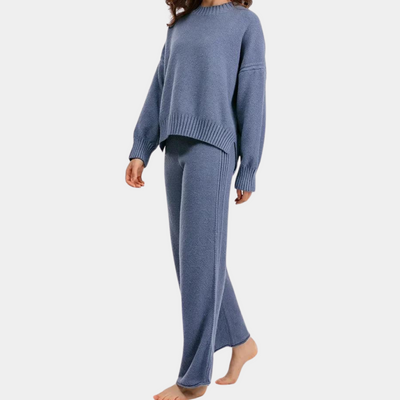 Modisches Set aus Strickpullover und Hose für Frauen