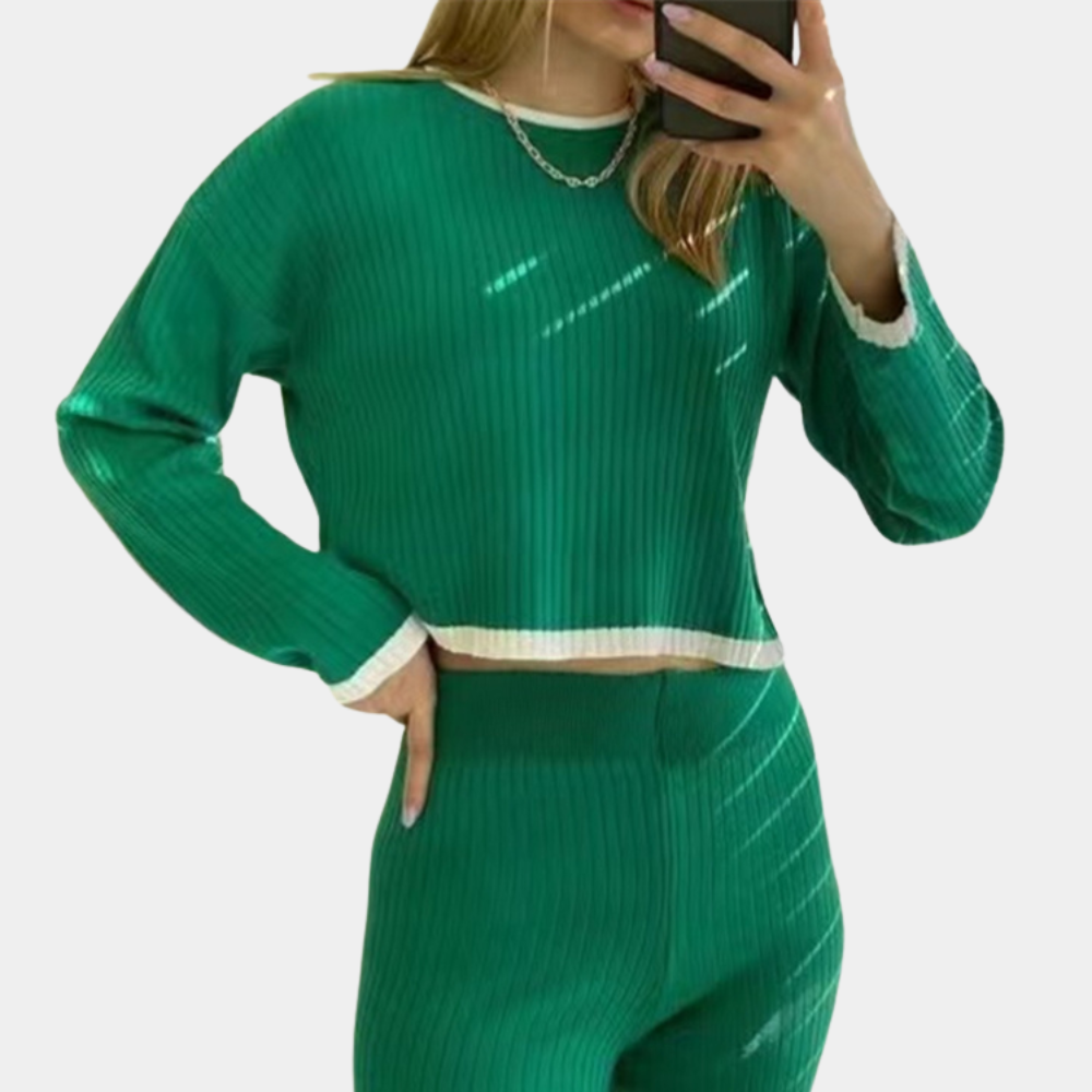 Elegantes und gemütliches zweiteiliges Strickset für Frauen