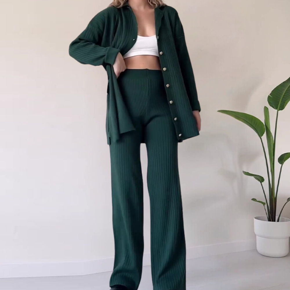 Elegantes und bequemes 2-teiliges Damen-Outfit