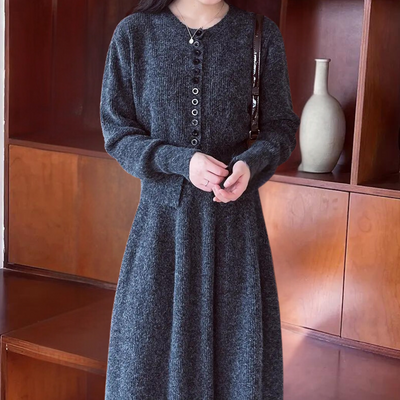 Kalea - Kuscheliges Strickset für Damen mit Rock