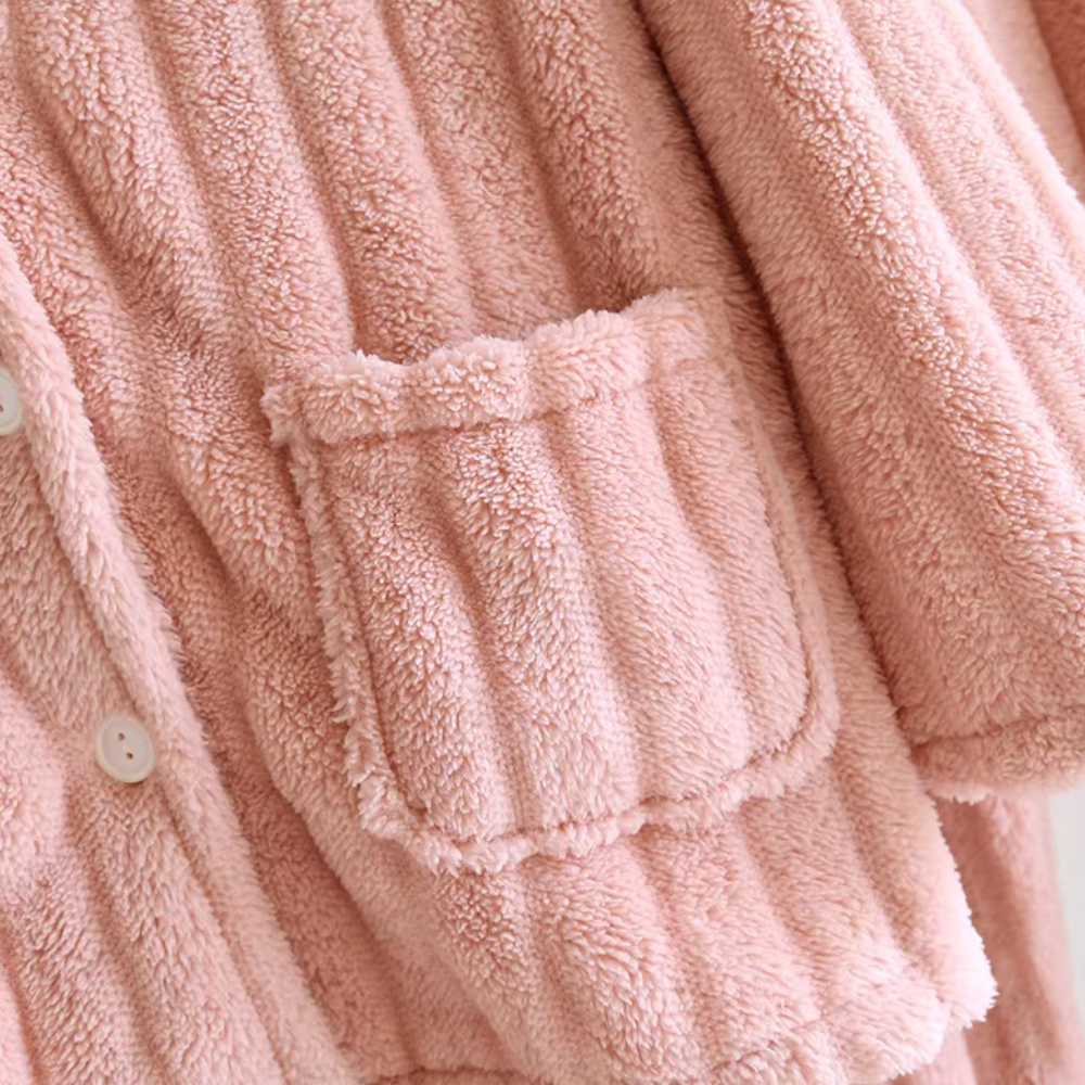 Donna - Elegantes Luxus-Winter-Pyjama-Set für Damen