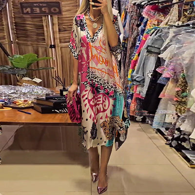 Heidi-Mode | Bunte Patchworkkleid mit Leopardenmotiv und Teilweisem Leopardenmuster