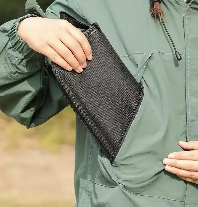 FaltSitz™ Kompakte Outdoor-Sitzgelegenheit