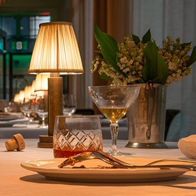 Vintage Flare - Aluminium Tischlampe Dimmbarer Stoff Bar Tisch Lampenschirm