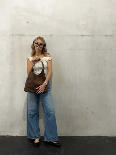 Agathe | Umhängetasche aus weichem Wildleder