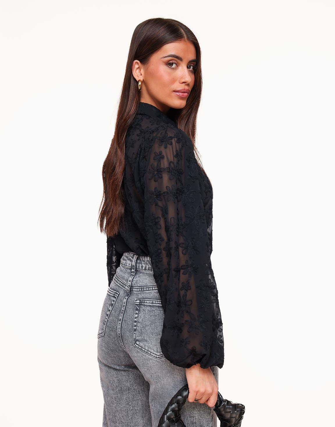 Elegante transparente Bluse mit Blumenmuster – Schwarz